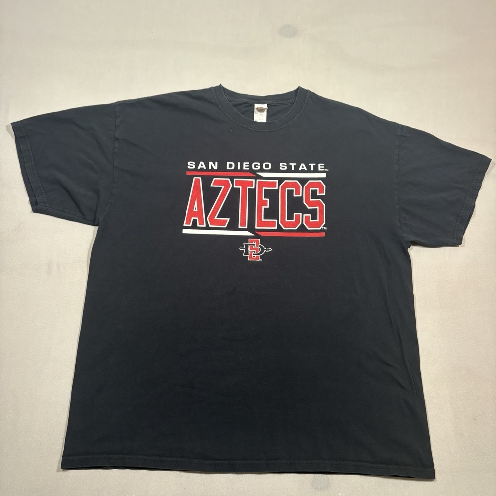 San Diego State Aztecs Mens XL T-Shirt Fruit of the Loom Graphic SDSU Stain